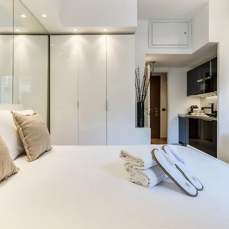 Beplace Cenacolo Apartman *